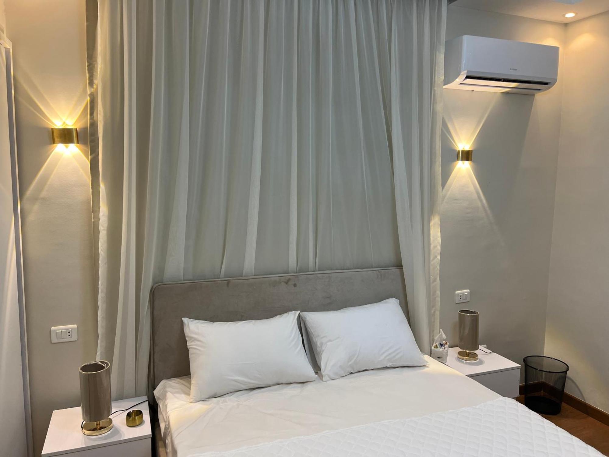 Cozy Royal In New Caïro